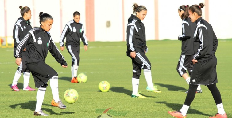 EN Féminine : 16 joueuses en stage à Alger