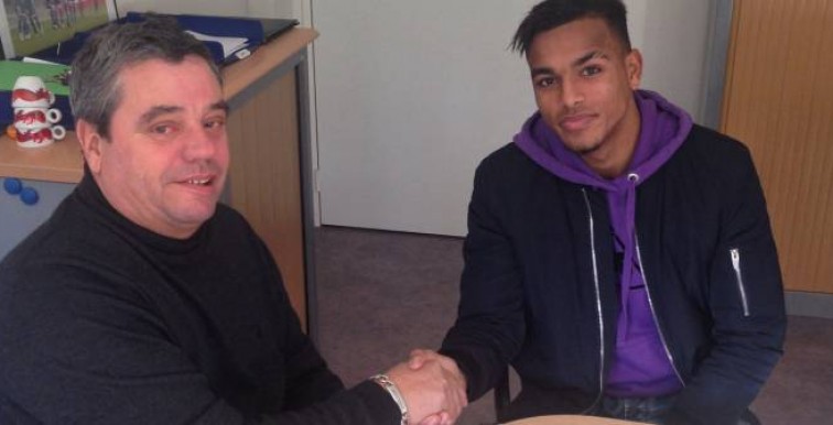 Troyes Ligue 1: Yanis Hamzaoui, signe pro !!
