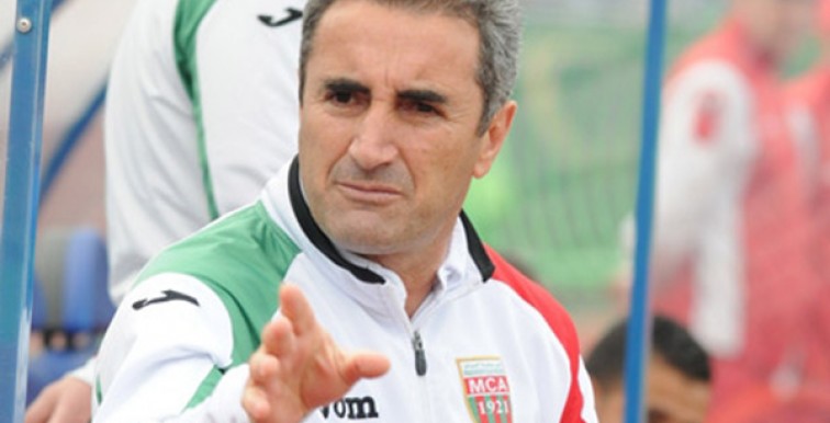 MC Alger : Menad signe pour 2 ans