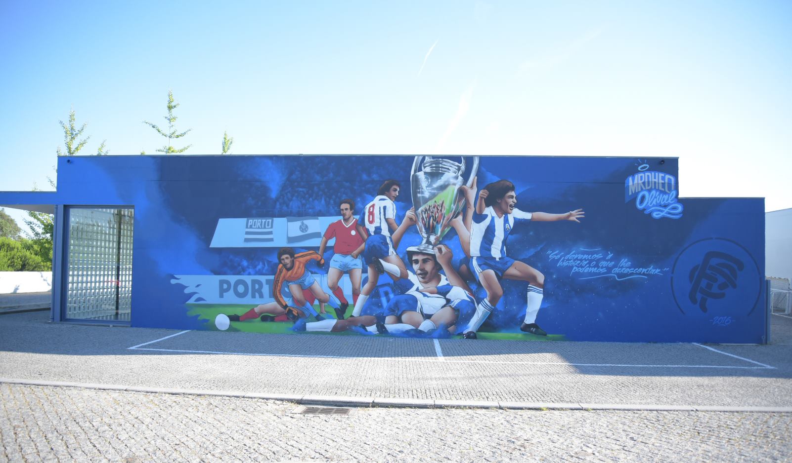 mur entrainement Madjer FC Porto talonnade