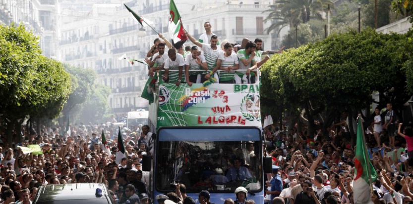 retour alger CM 2014-algerie-les-fennecs-accueillis-en-heros