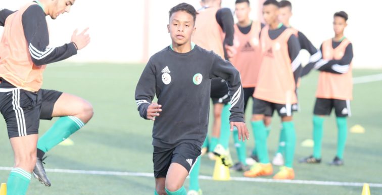 U15 : 26 joueurs en stage à Blida