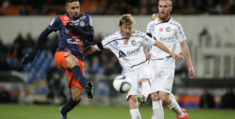 OL-MHSC: Bensebaini à Gauche, Boudebouz attaquant