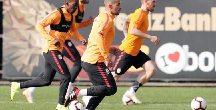 Galatasaray : Feghouli de retour aux entrainements