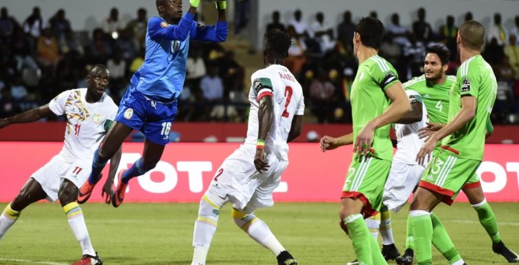 Sénégal : le gardien de but N’Diaye forfait pour la CAN