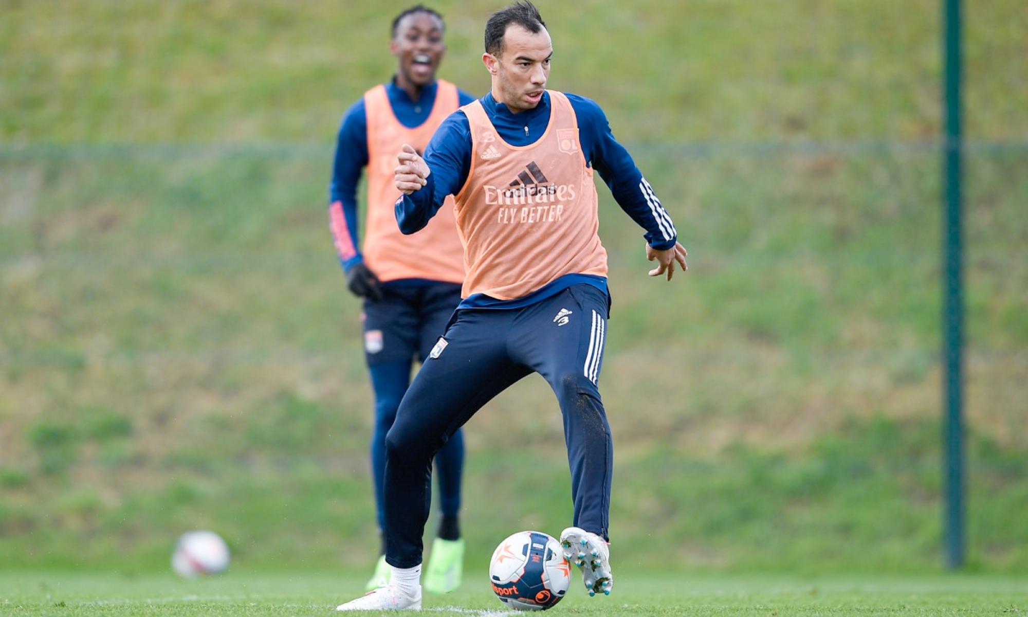 benlamri kadewere lyon ol entrainement