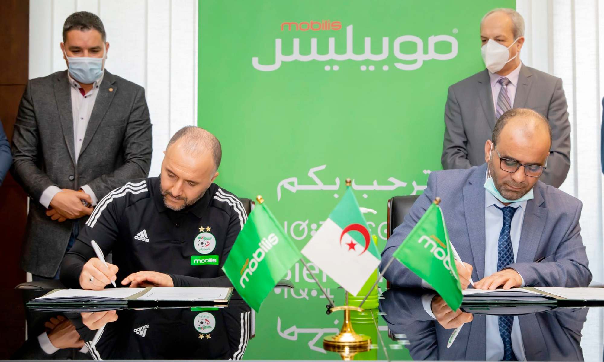 belmadi mobilis signe des contrats contrat publicitaire