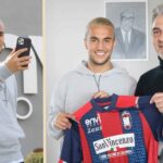 crotone adam ounas blond