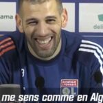 slimani sourire