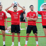 Benlamri Belaili Bounedjah Bensebaini entraînement Algérie Mauritanie