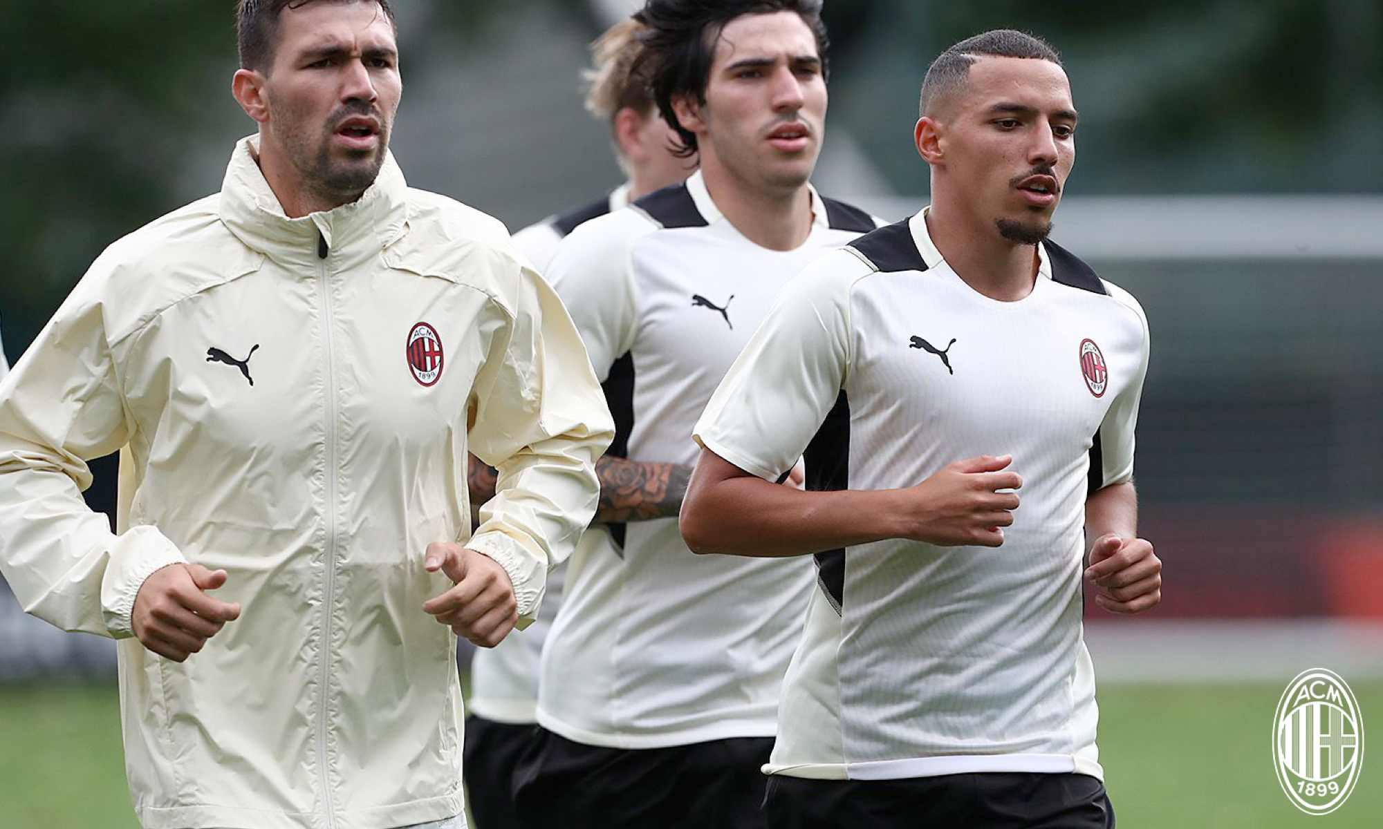 bennacer reprise milan ac blanc