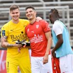 ferhat rejoue avec nimes ligue 2 no