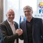 wenger infantino coupe du monde FIFA 2 ans