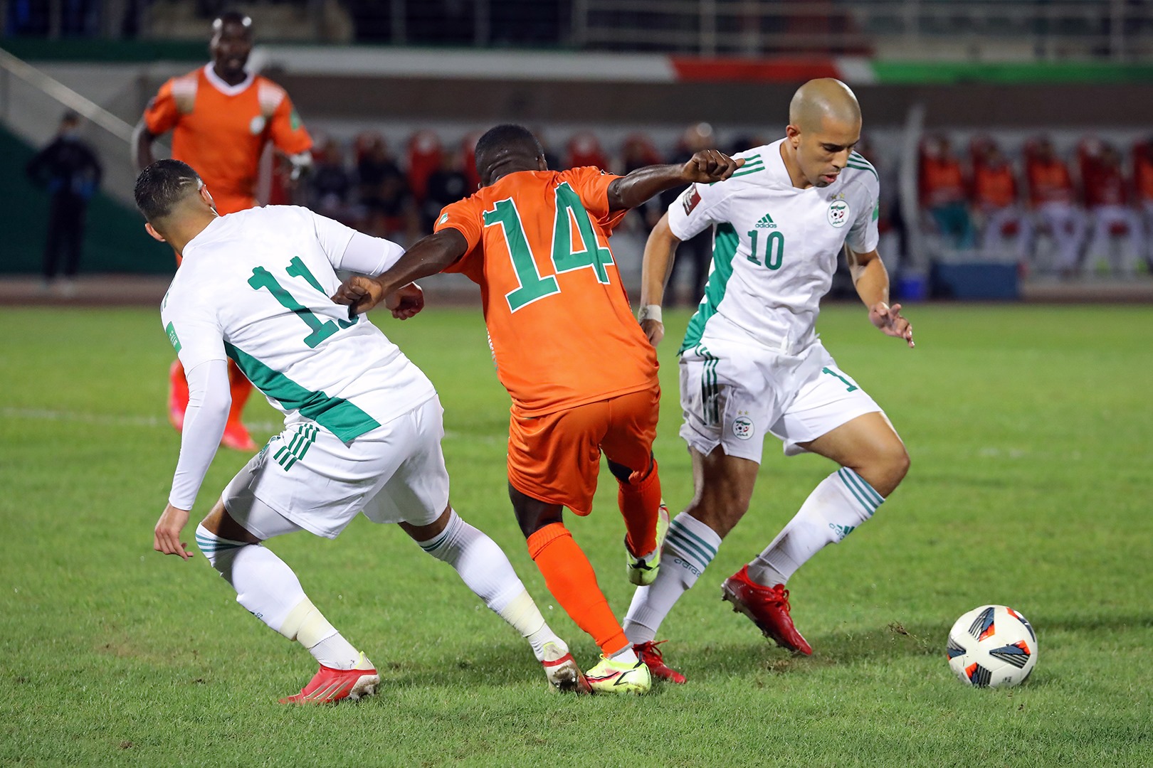 duel feghouli dos mena niger 6 a 1 octobre 2021 tchake