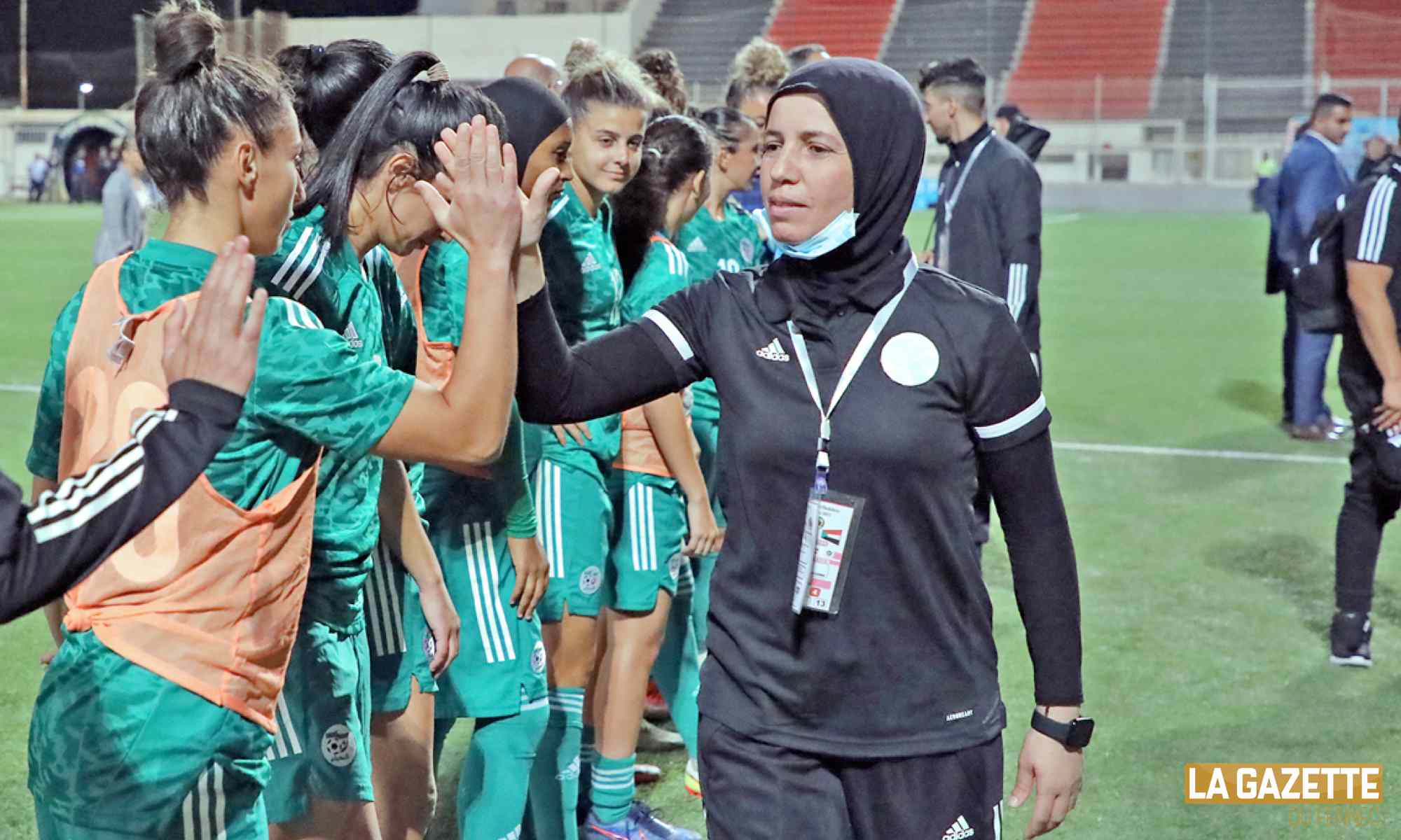 radia fertoul avant match feminine soudan en fille