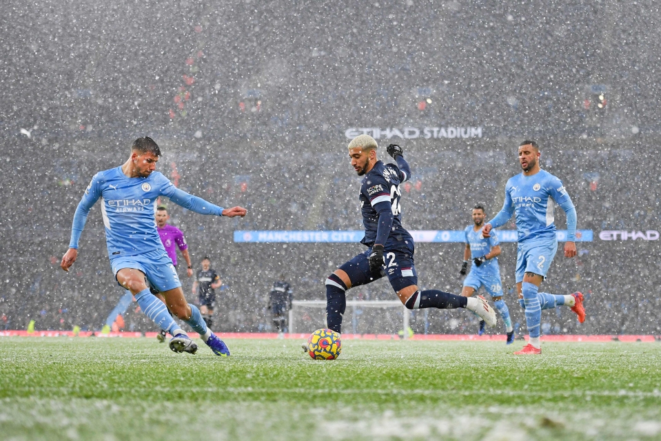 benrahma man city walker mahrez