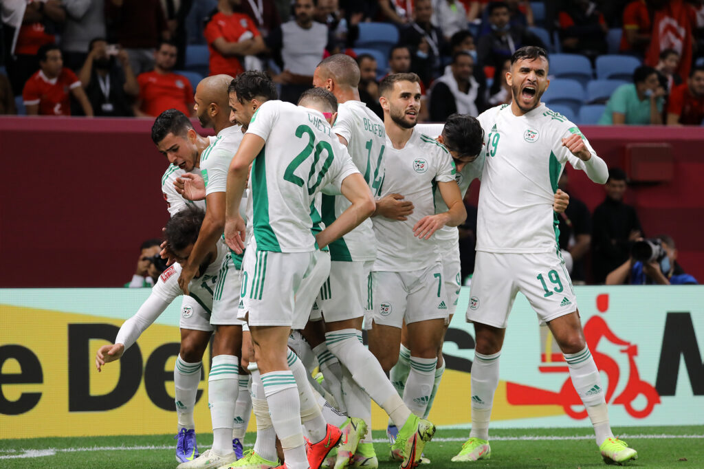 tougai celebration joie colective brahimi coupe arabe 2021 egypte algerie 1 1