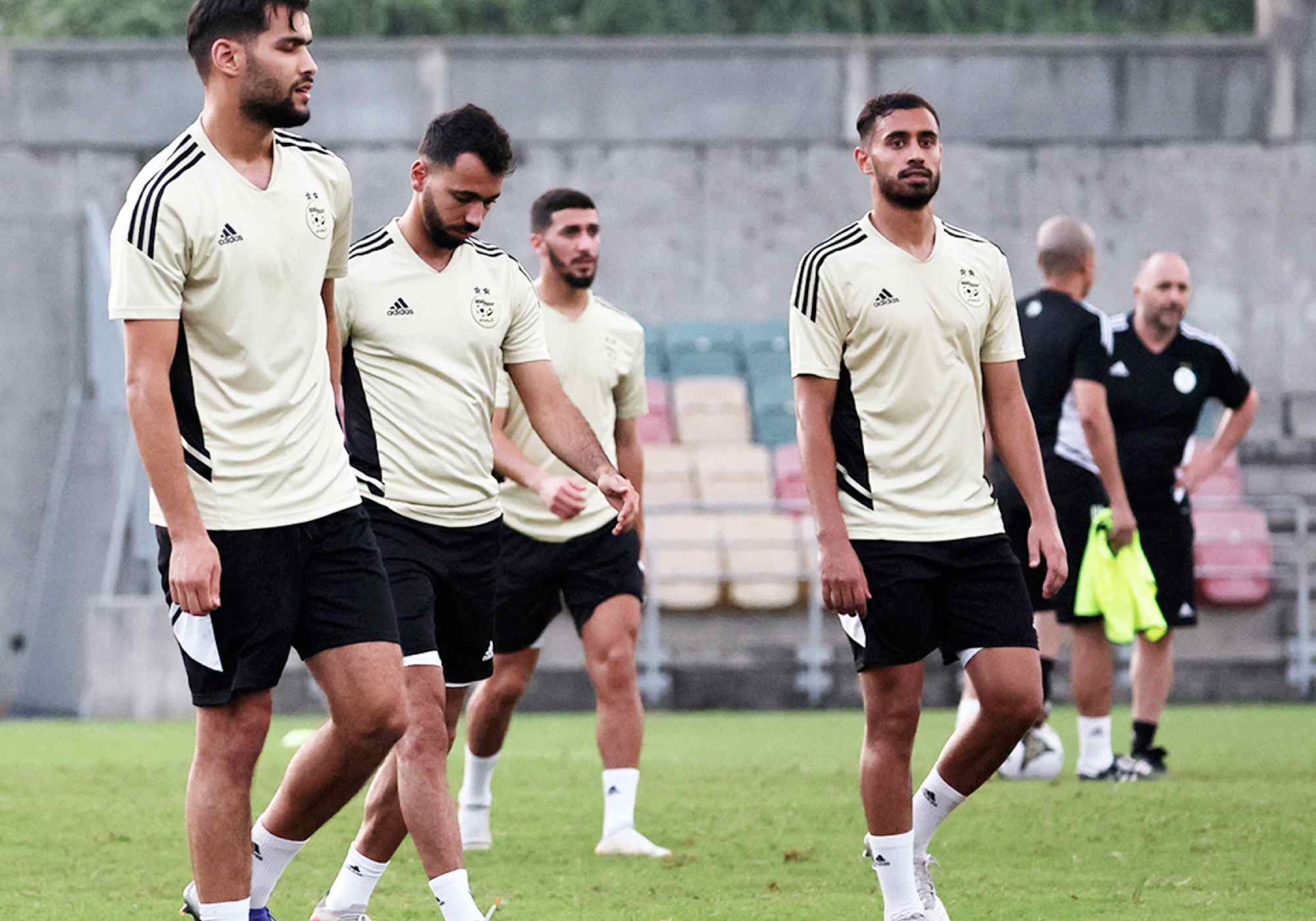 boulaya tougai halaimia dernier entrainement douala avant civ