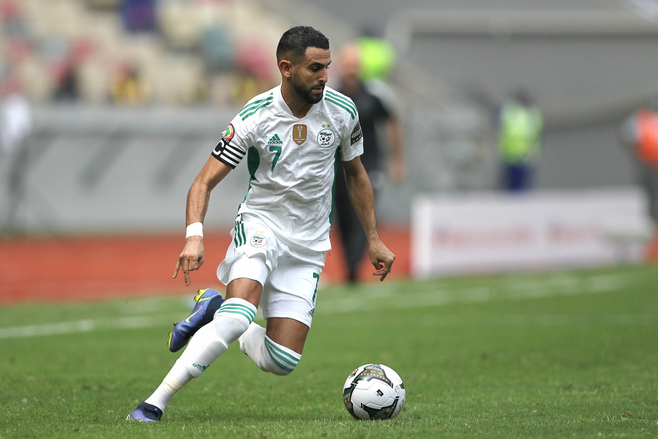 mahrez riyad capitaine 7 durant CAN 2021 cameroun