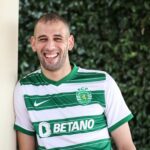 slimani sourire maillot sporting retour