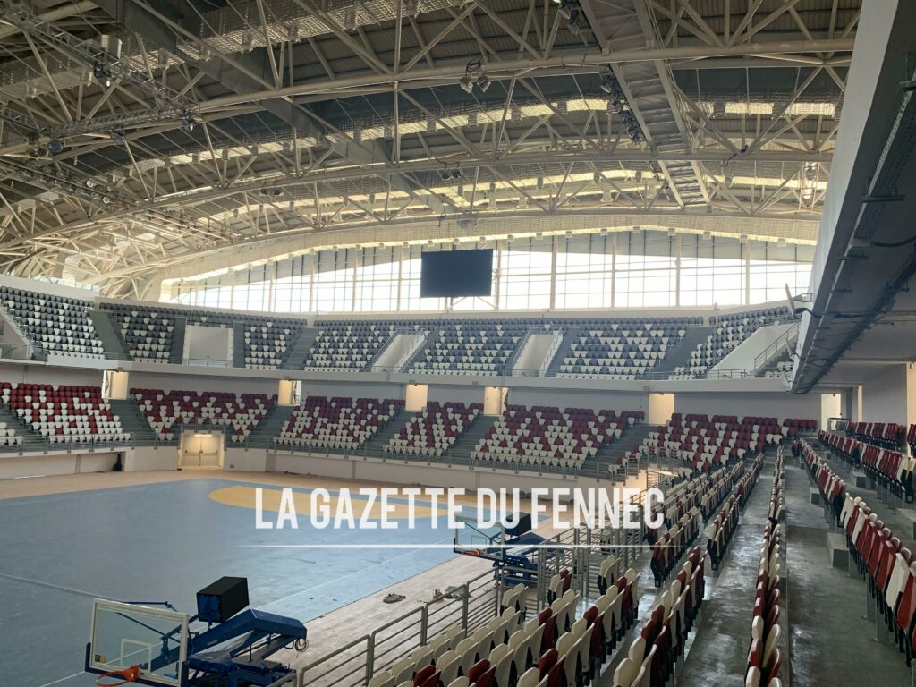 Complexe Olympique Oran - Salle omnisports terrain et tribune