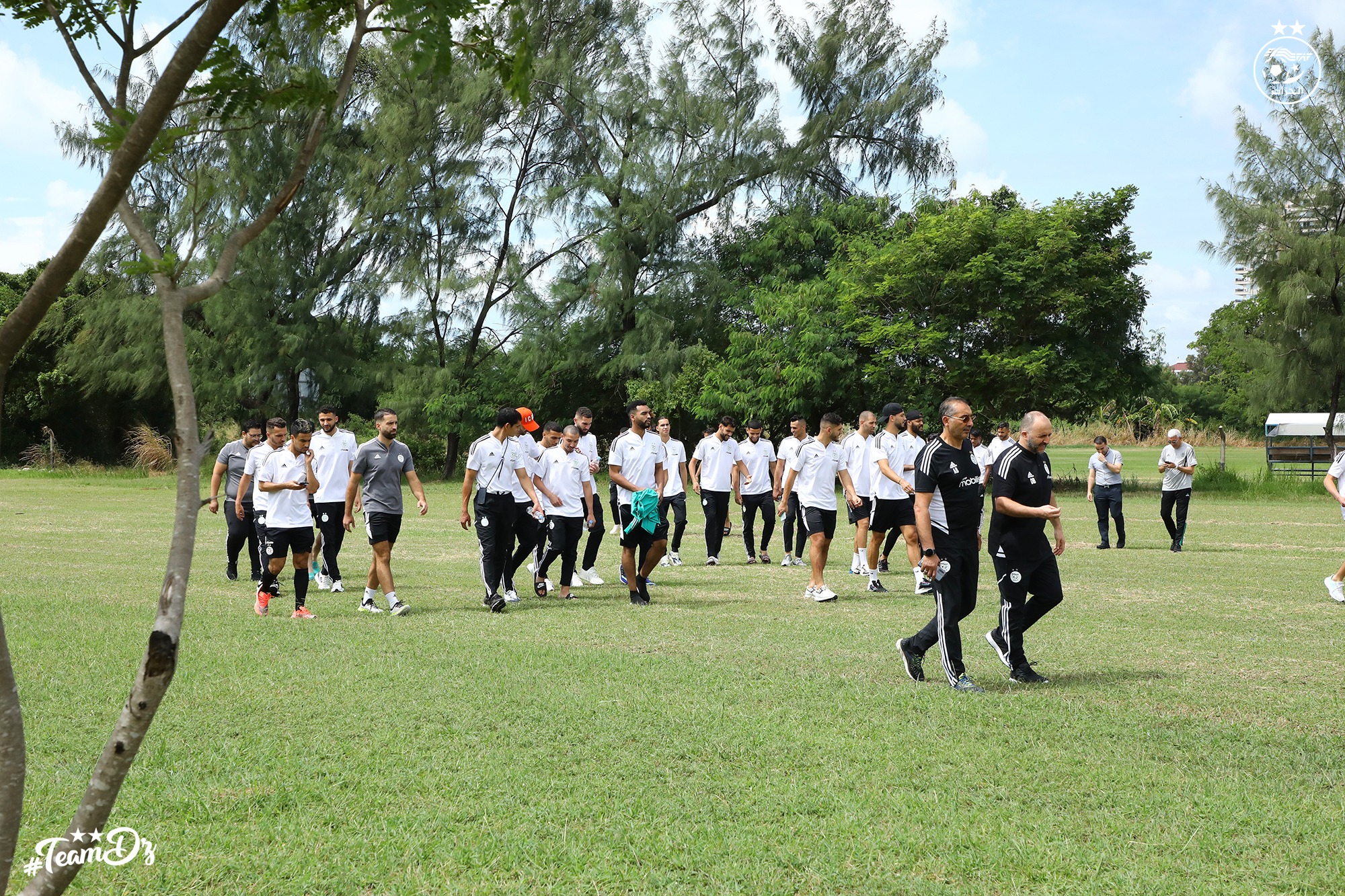 omrani groupe belmadi staff dar es salam afrique tanzanie marche ballade sortie juin 2022