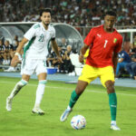 bensebaini capitaine algerie guinee septembre 2022 stade oran miloud hadefi