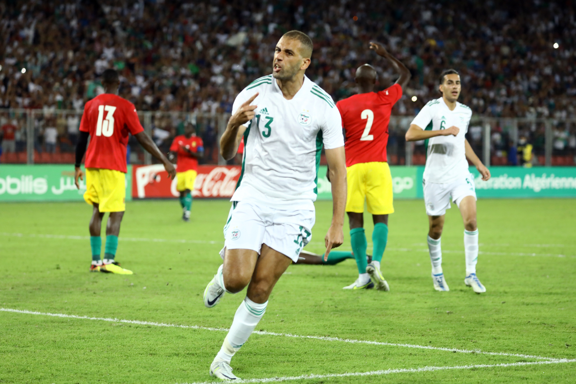 slimani rage but joie algerie guinee septembre 2022 stade oran miloud hadefi
