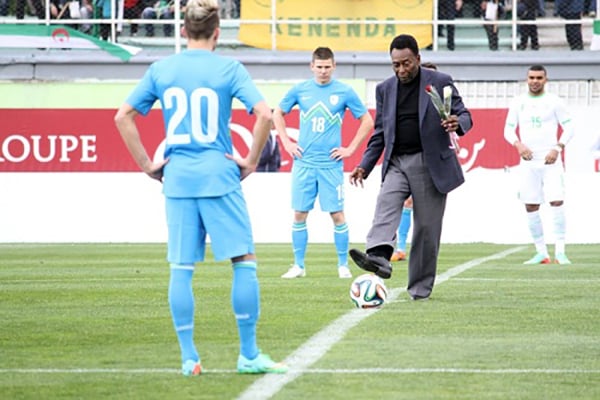 pele tchaker slovenie soudani 2014