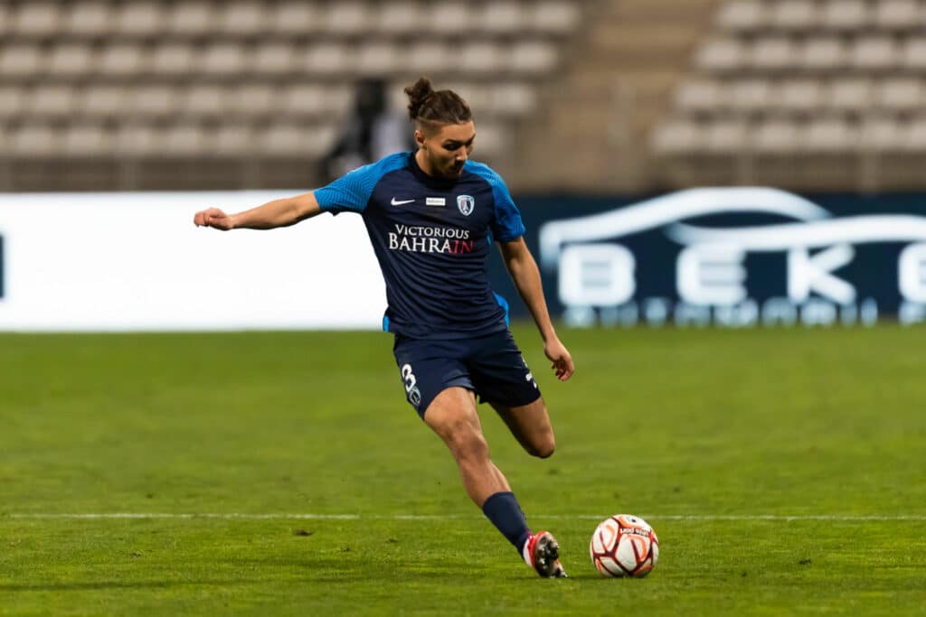 Jaouen Hadjam Paris FC lateral gauche