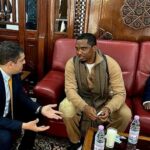 samuel etoo arrive alger salon honneur oukali