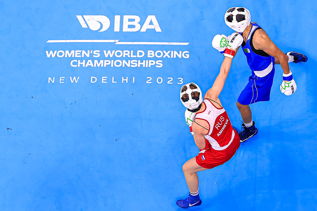 imane khelif boxe feminin new delhi 2023 vue hauteur droite