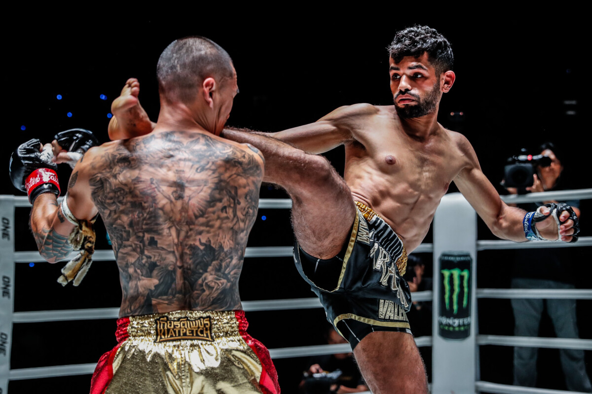 Jomhod Auto MuayThai Akram Hamidi ONE Friday Fights 22 42 1200x800 1