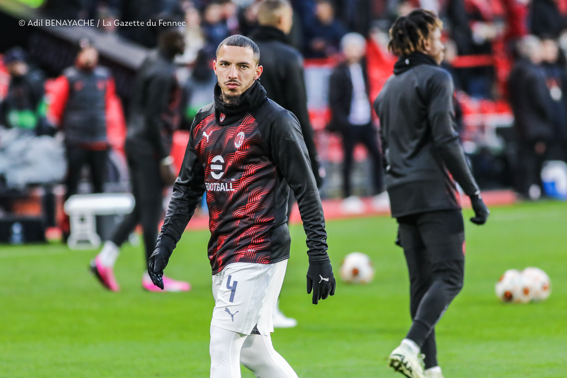 bennacer ismael milan ac europa league a echauffement