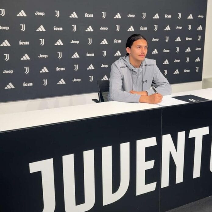 djahl rayan signe juventus turin jeune espoir