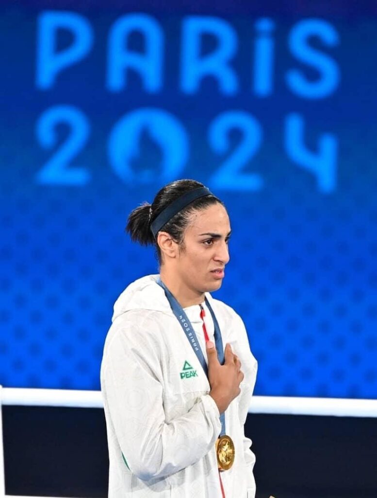 Imane Khelif podium Paris 2024 boxe