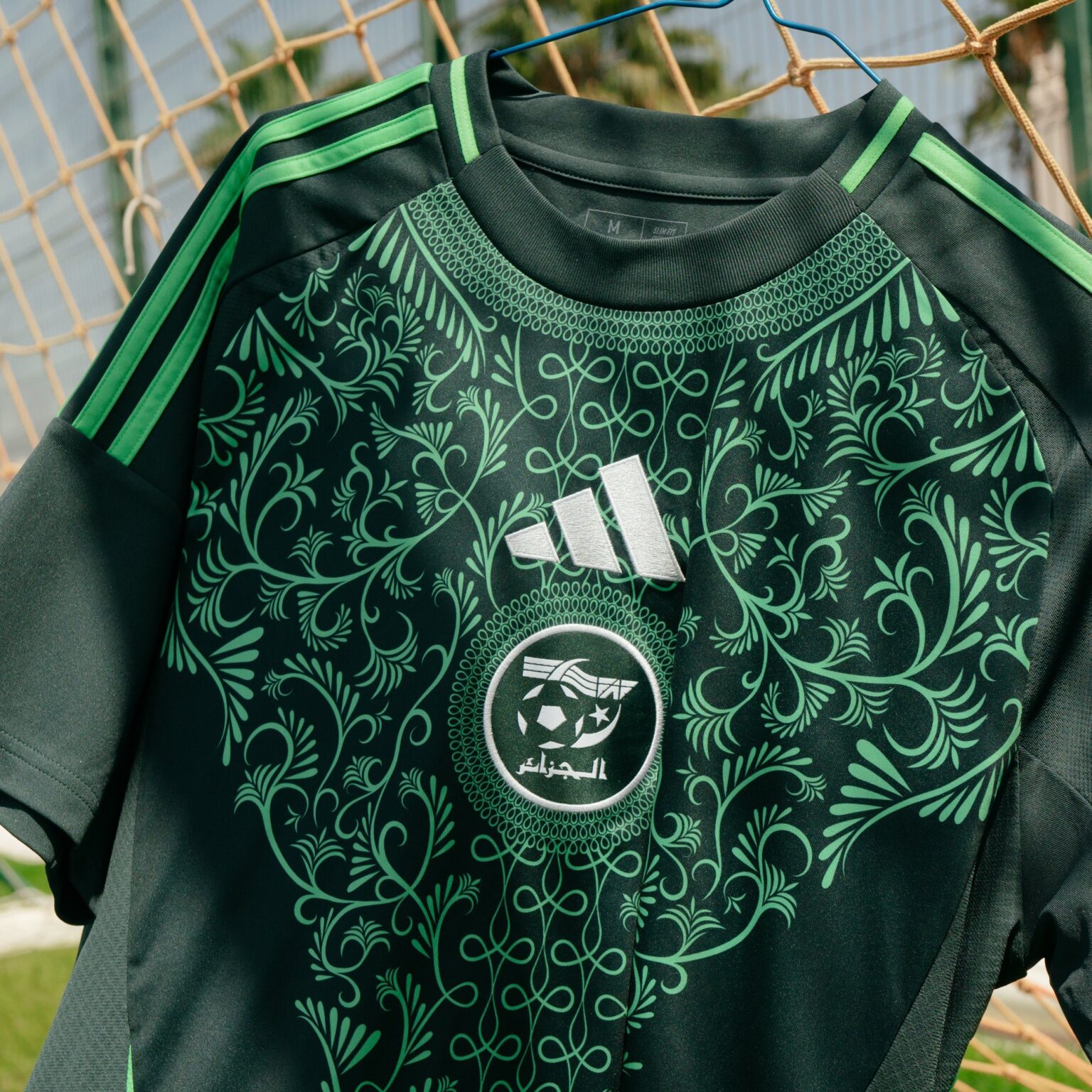 Officiel : Adidas d?�voile les nouveaux maillots de l'Alg?�rie