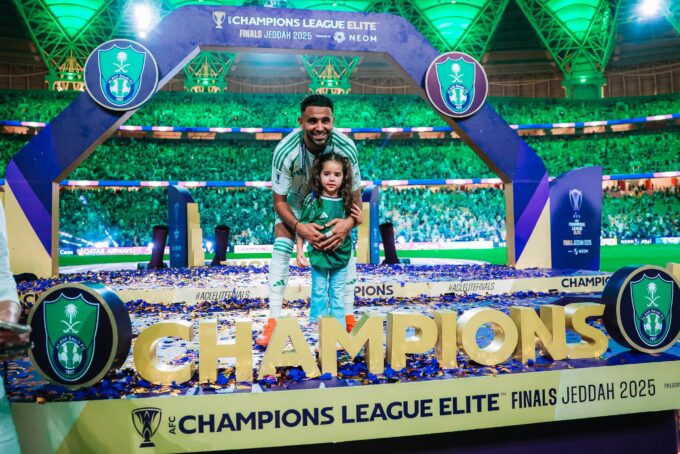 Mahrez champion afc