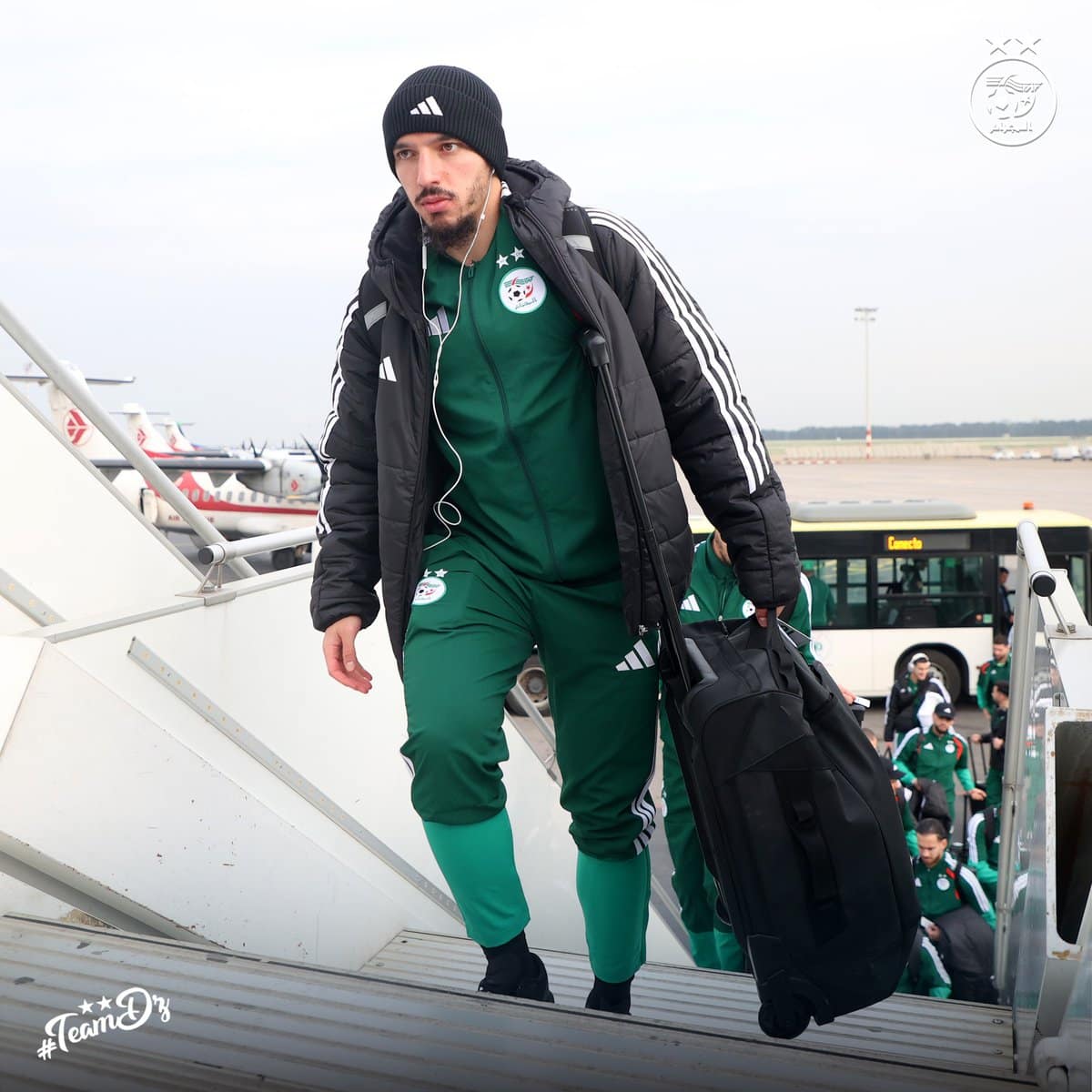 599949617 122180894276484363 1715006882709040387 n