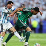 Aïssa Mandi Lionel Messi